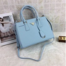 Kabelka Prada Galleria 1801 saffiano kůže 30cm světle modrá
