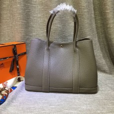 Hermes Kabelka na zahradní párty velká 36 cm šedá