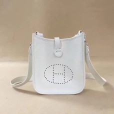 Hermes Mini Evelyne TPM Bag bílá