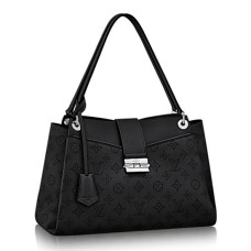 Louis Vuitton M41788 Sevres kabelka přes rameno Mahina kůže